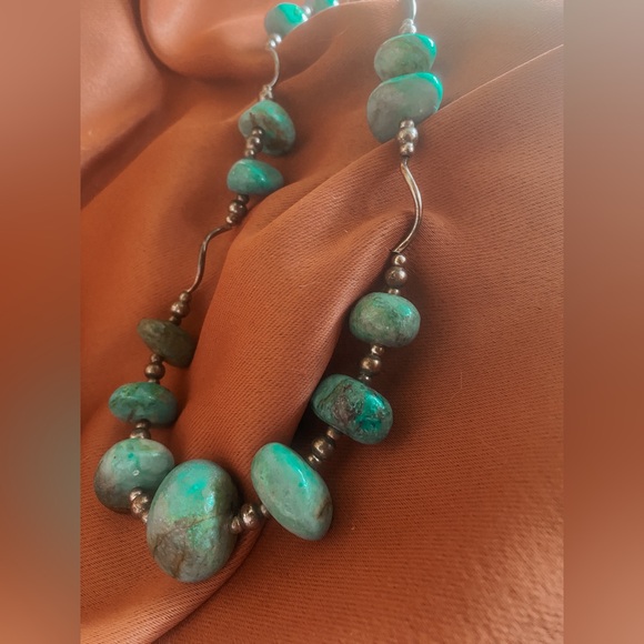 AUTHENTIC Native American made turquoise nugget cluster necklace - Picture 3 of 5